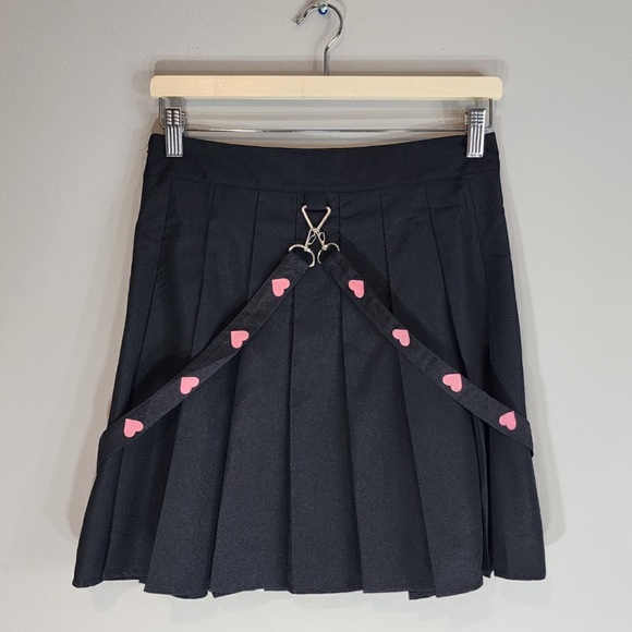 Pleated Heart Tape Skirt Sz. Medium - Picture 4 of 6